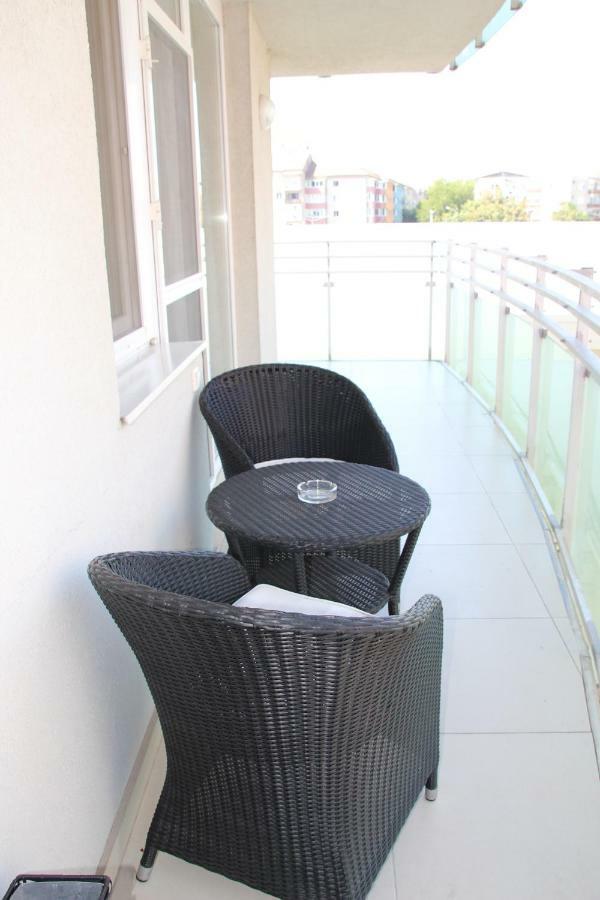 Luxury Trip Apartment Oradea Exterior foto
