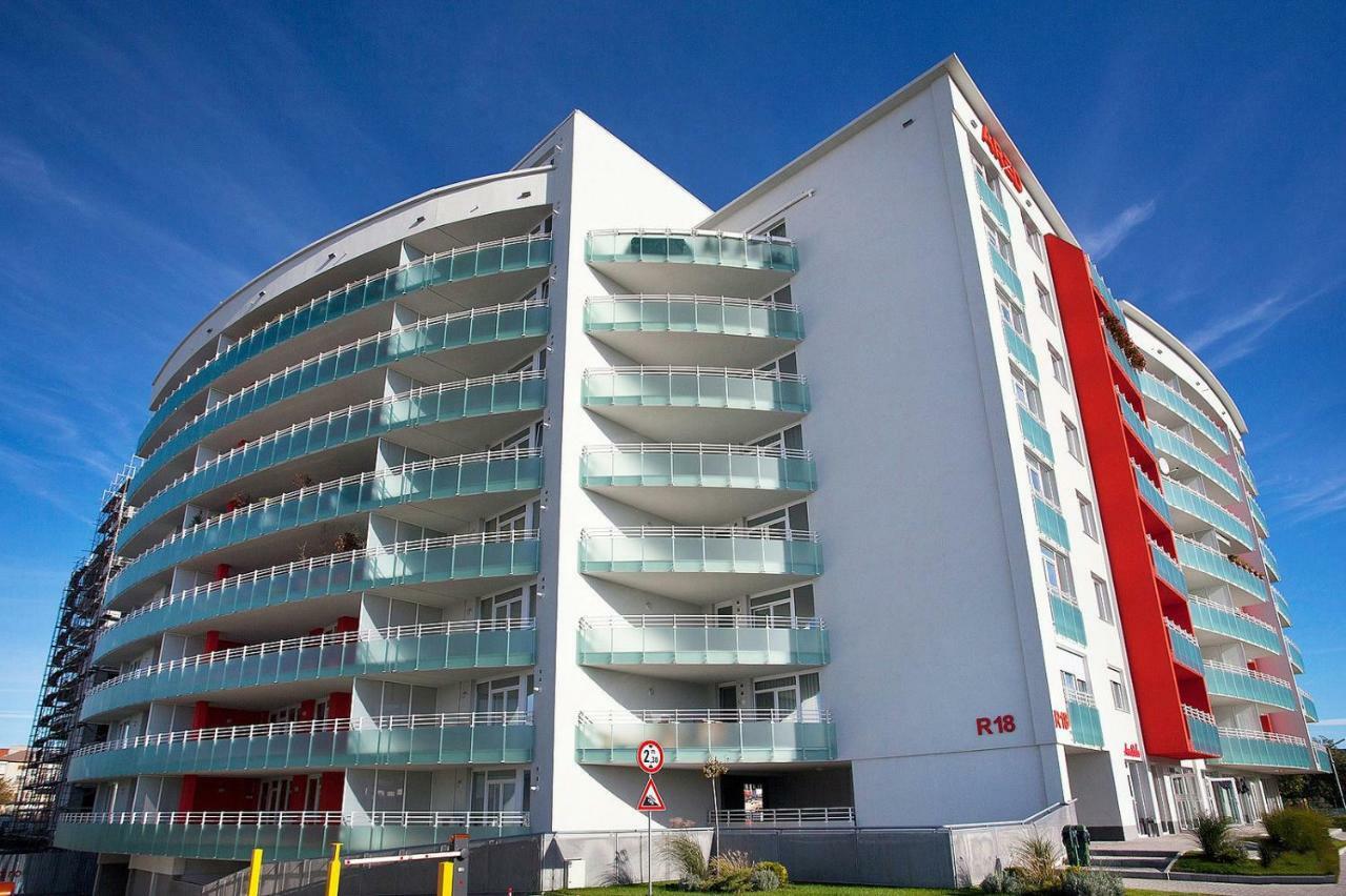 Luxury Trip Apartment Oradea Exterior foto